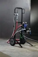 Paquete de pulverización Triton SST, carro, mangueras de succión, aire y fluido, pistola pulverizadora convencional AirPro con boquilla de 1,4 mm (0,055 in) para aplicaciones metálicas - Imagen 4